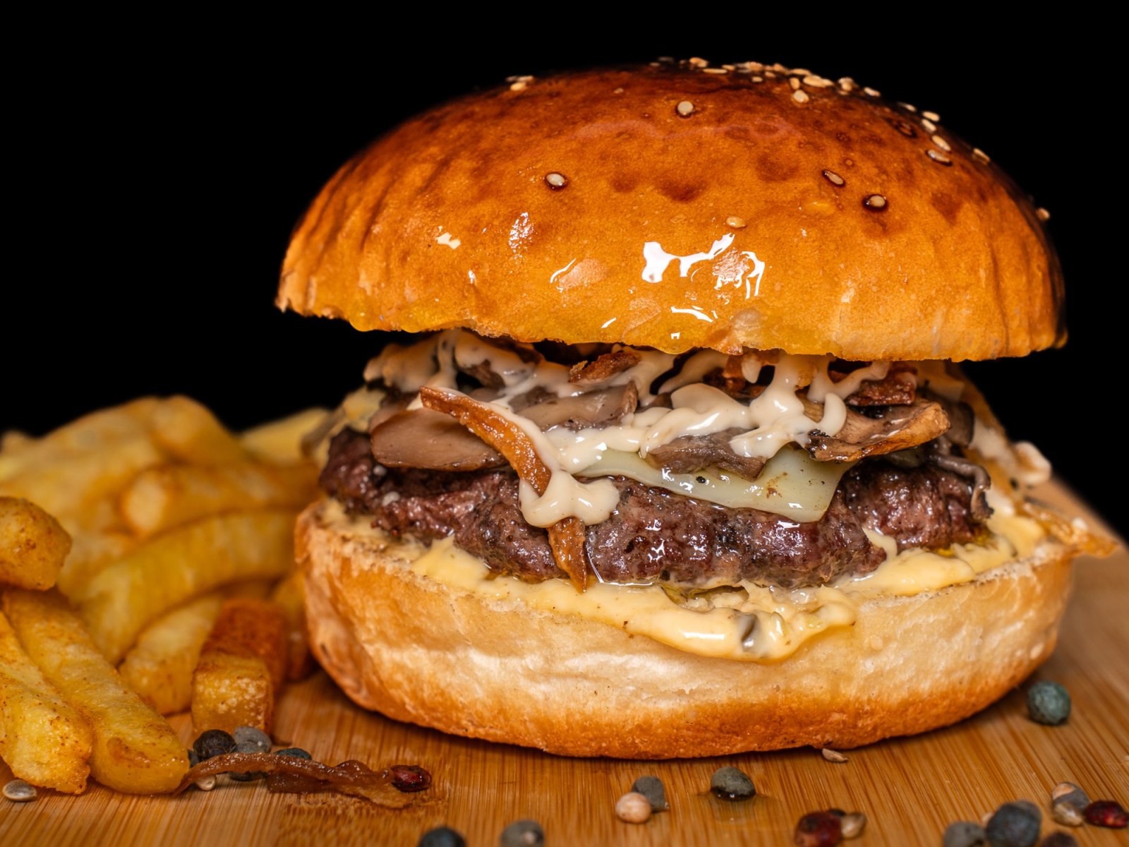 Mushroom Burger Menü
