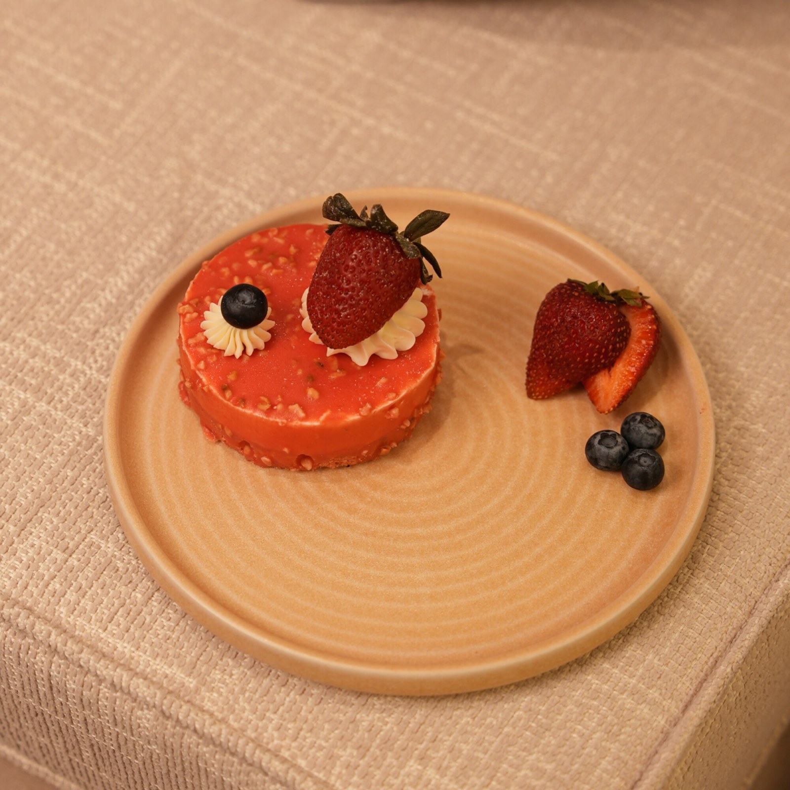 Strawberry Mono