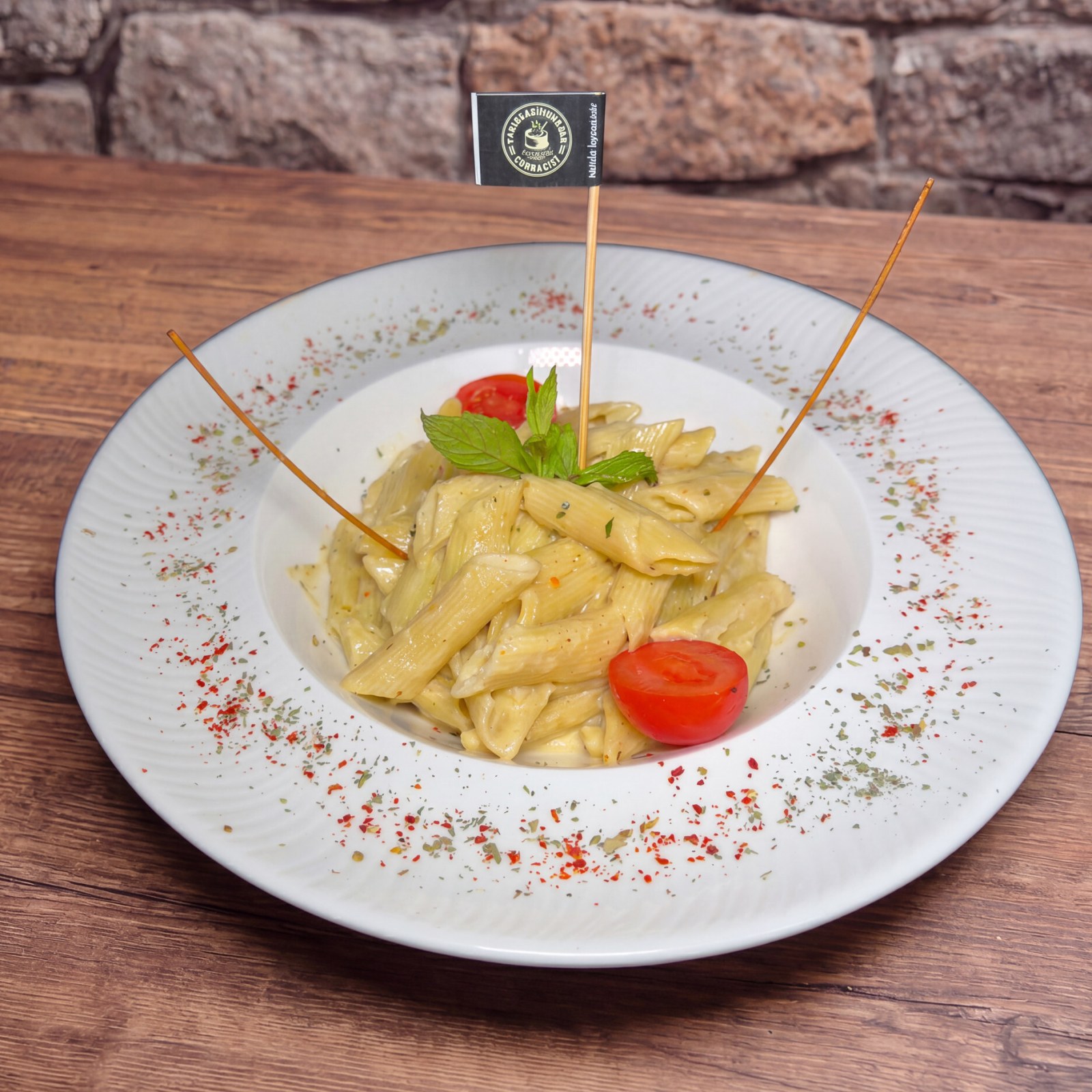 Gazimuhtar Özel Kremalı Penne Tabağı