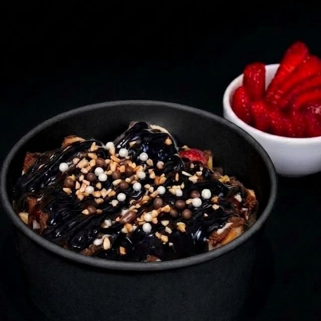 Bitter Çikolatalı Kova Waffle