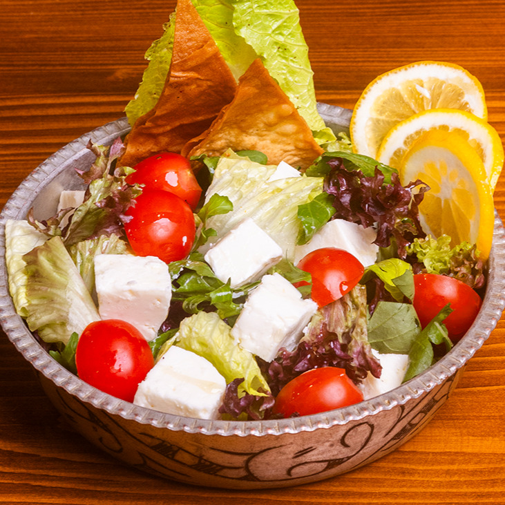 Akdeniz Salatası (Peynirli)