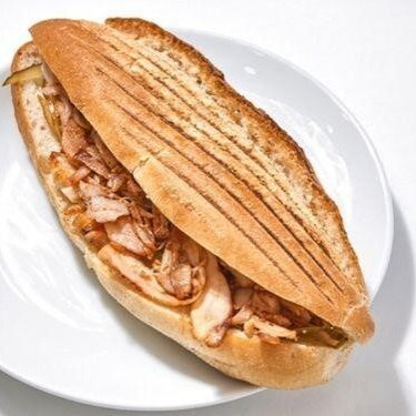 Sandviç Ekmek Arası Tavuk Döner