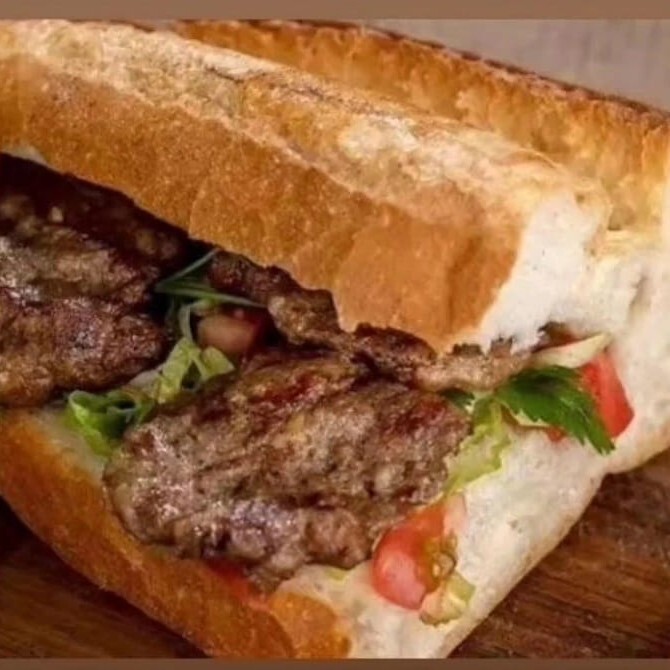 Tam Ekmek Köfte