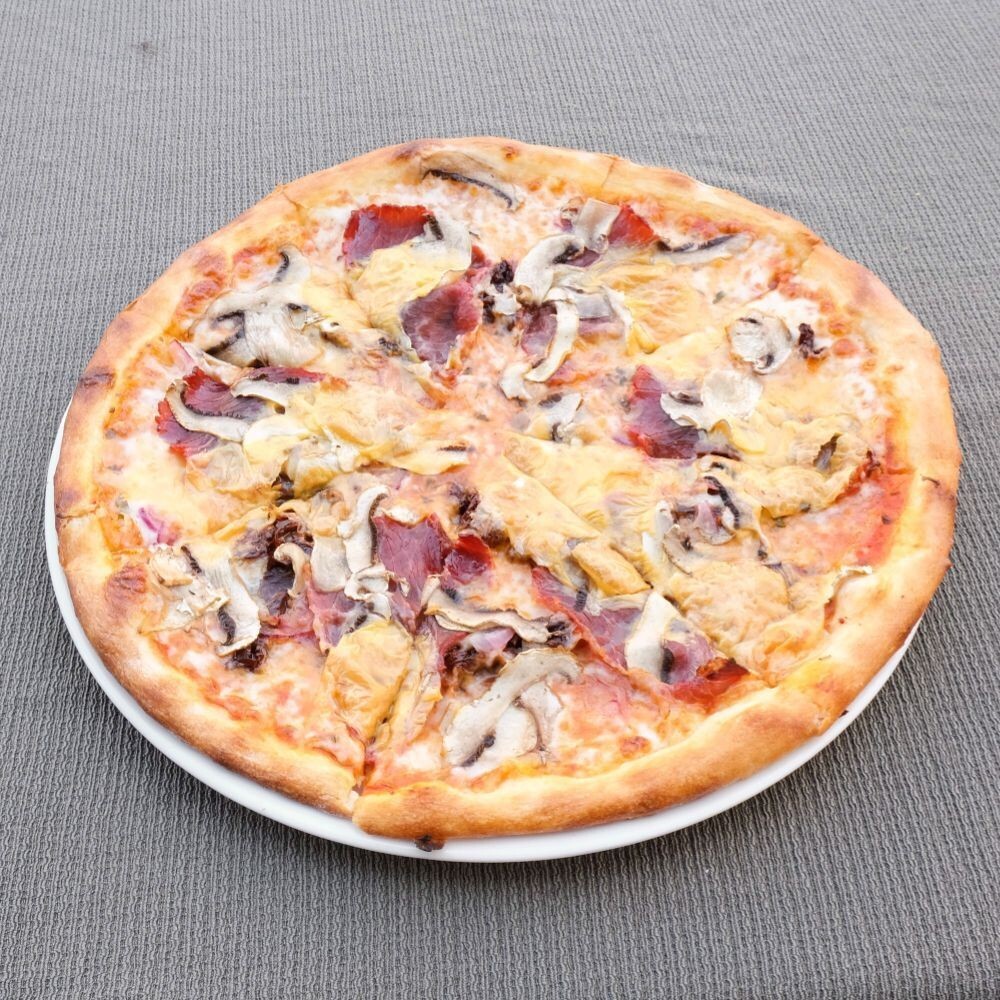 Sucuklu Pastırmalı Pizza (Orta)
