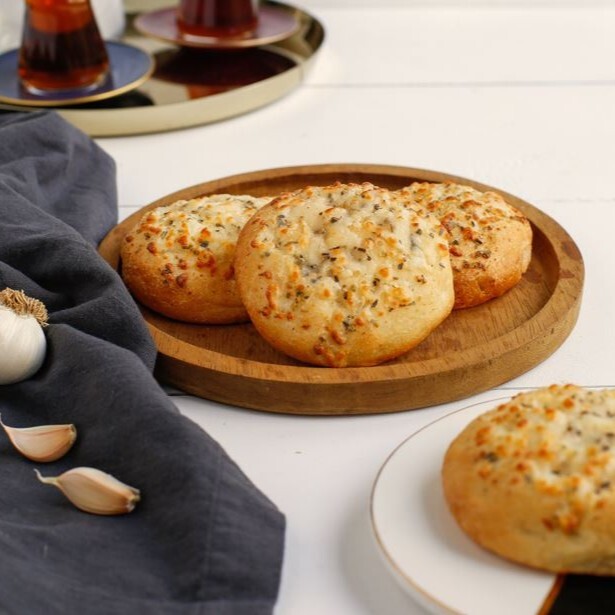 Sarımsaklı Çörek
