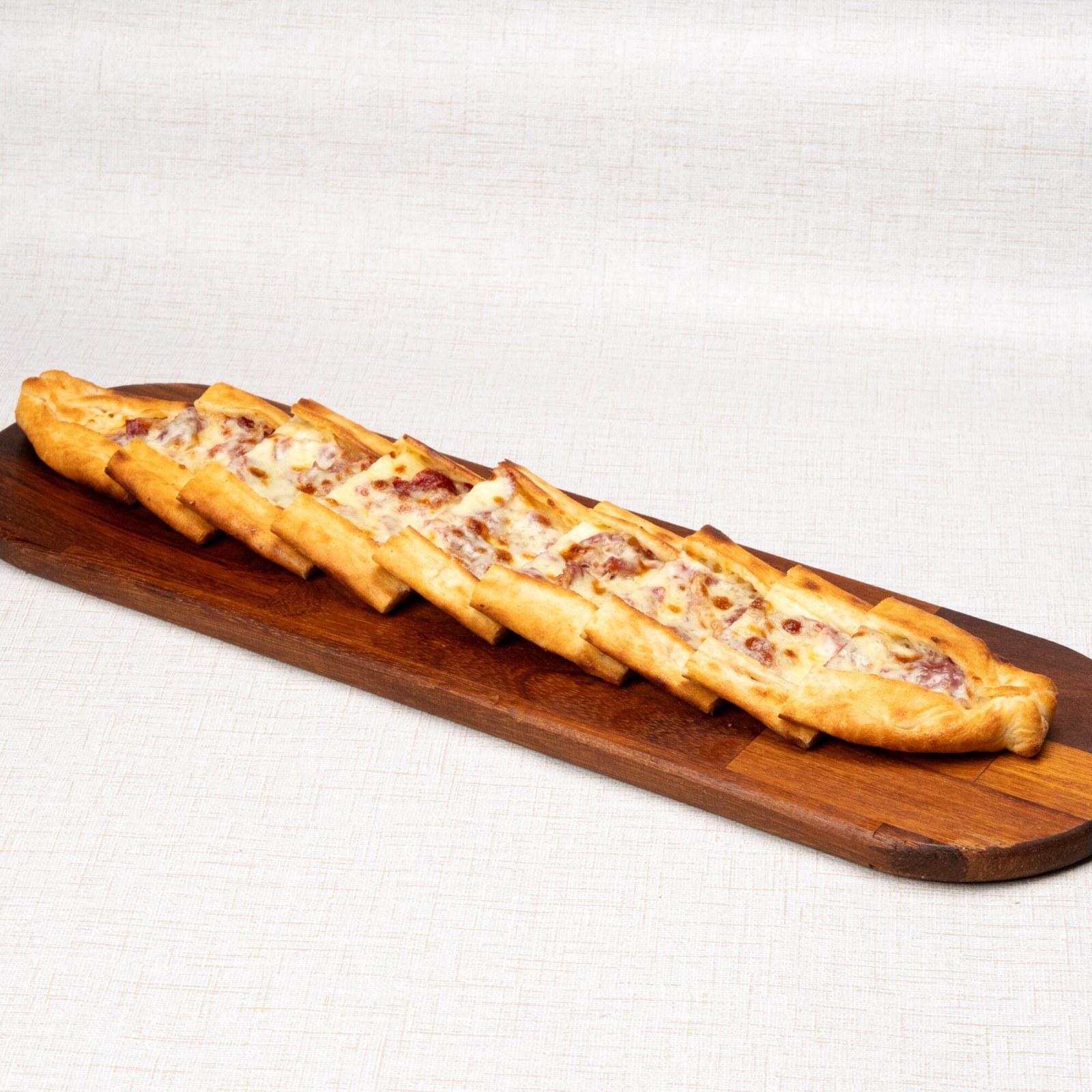 Pastırmalı Kaşarlı Pide