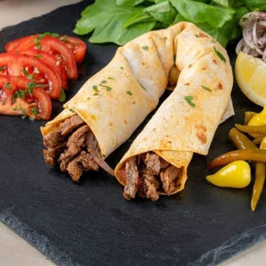 3'lü Et Tantuni Dürüm Menü + 1 Lt Kola