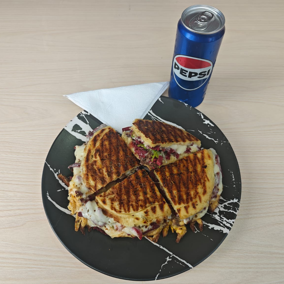 Bazlama Sucuklu