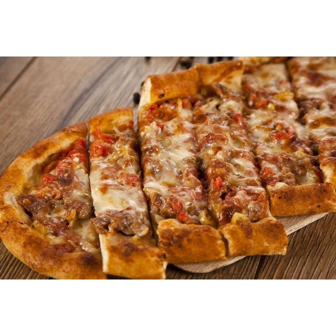 Kuşbaşı Kaşarlı Pide + 330 Ml. Coca Cola
