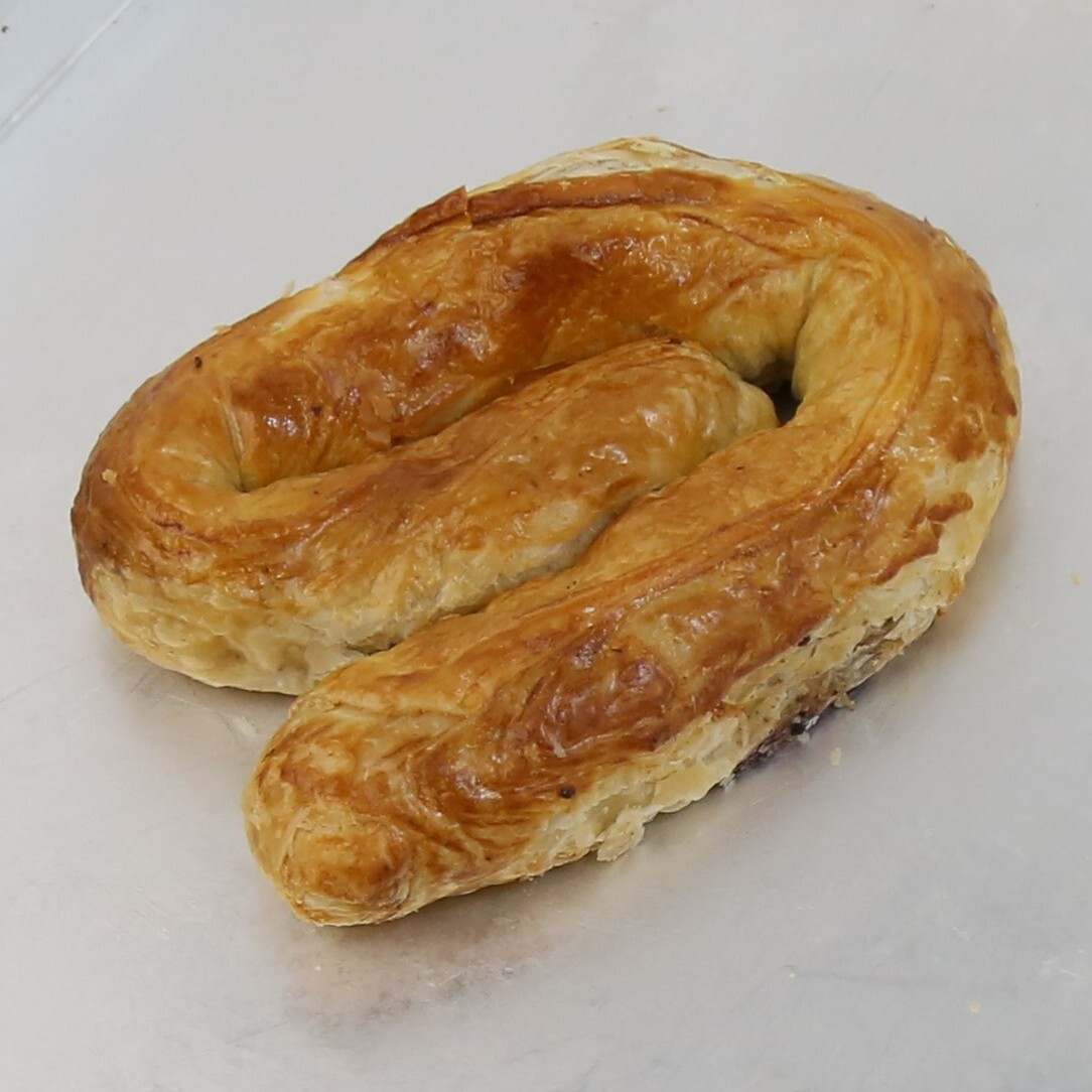 Kıymalı Kol Böreği (300 gr.)