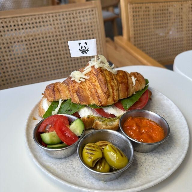 Caprese Panda