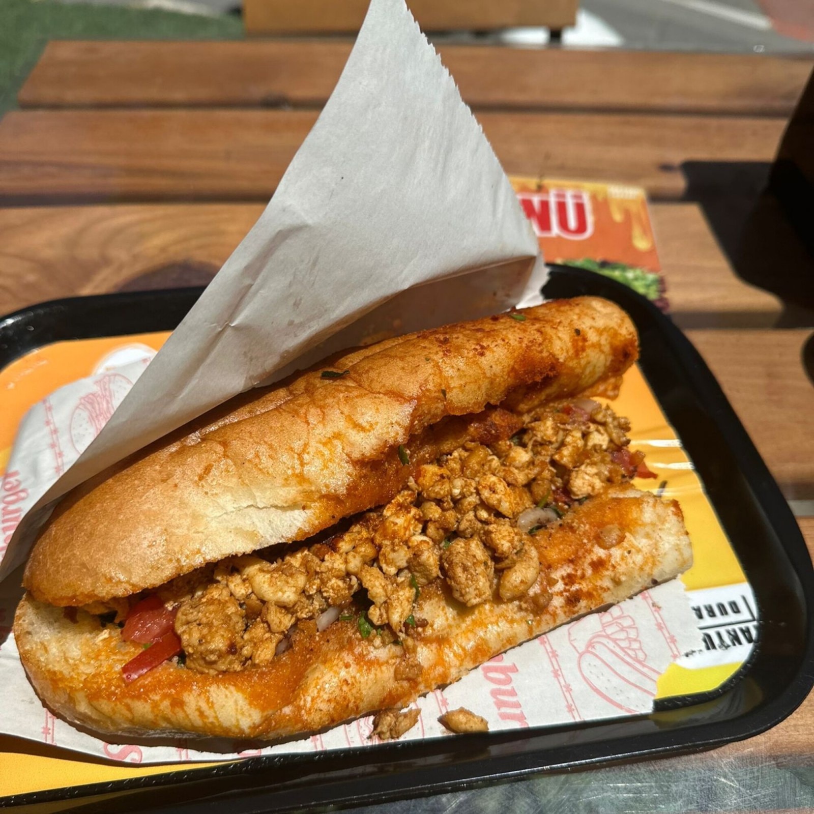 Ekmek Arası Tavuk Tantuni