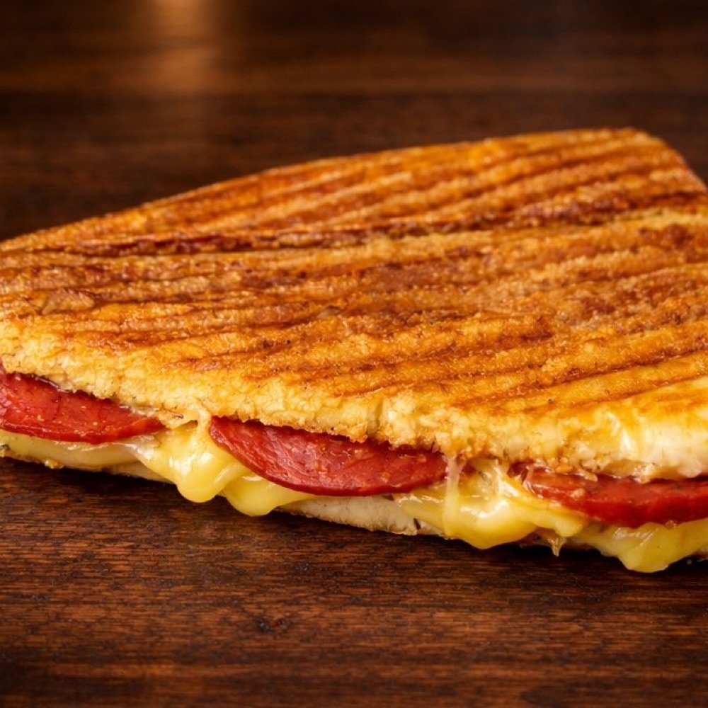 Sucuklu Tost