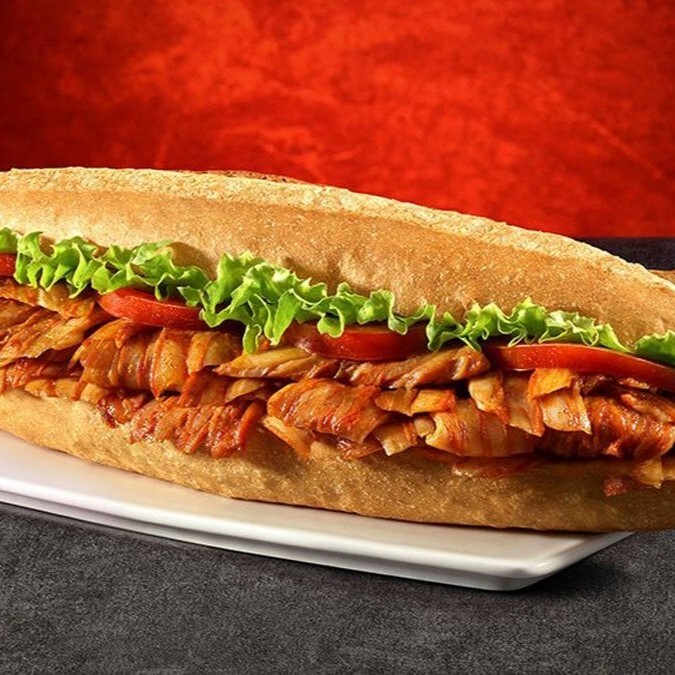 Yarım Somun Ekmek Arası Tavuk Döner
