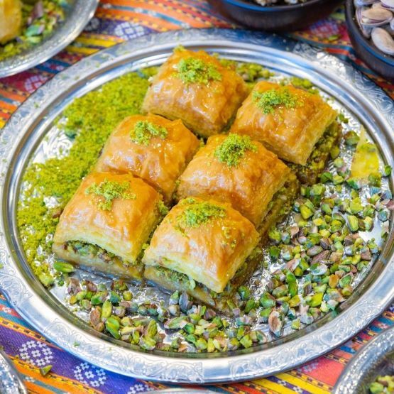 Tereyaglı Fıstıklı Baklava (1 kg.)
