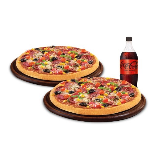 1 Alana 1 Bedava - En Sevilen 2 Orta Boy Pizza + Coca-Cola 1 L