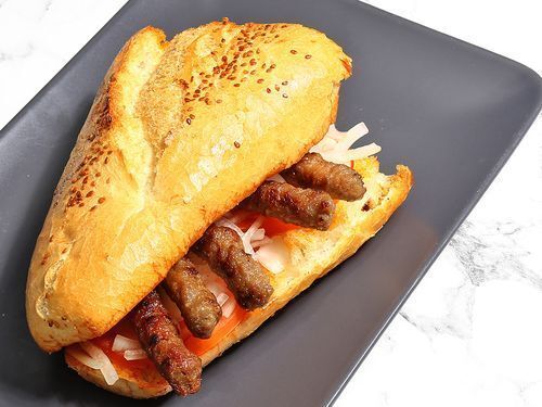 Yarım Ekmek Çubuk Köfte + { Ayran }