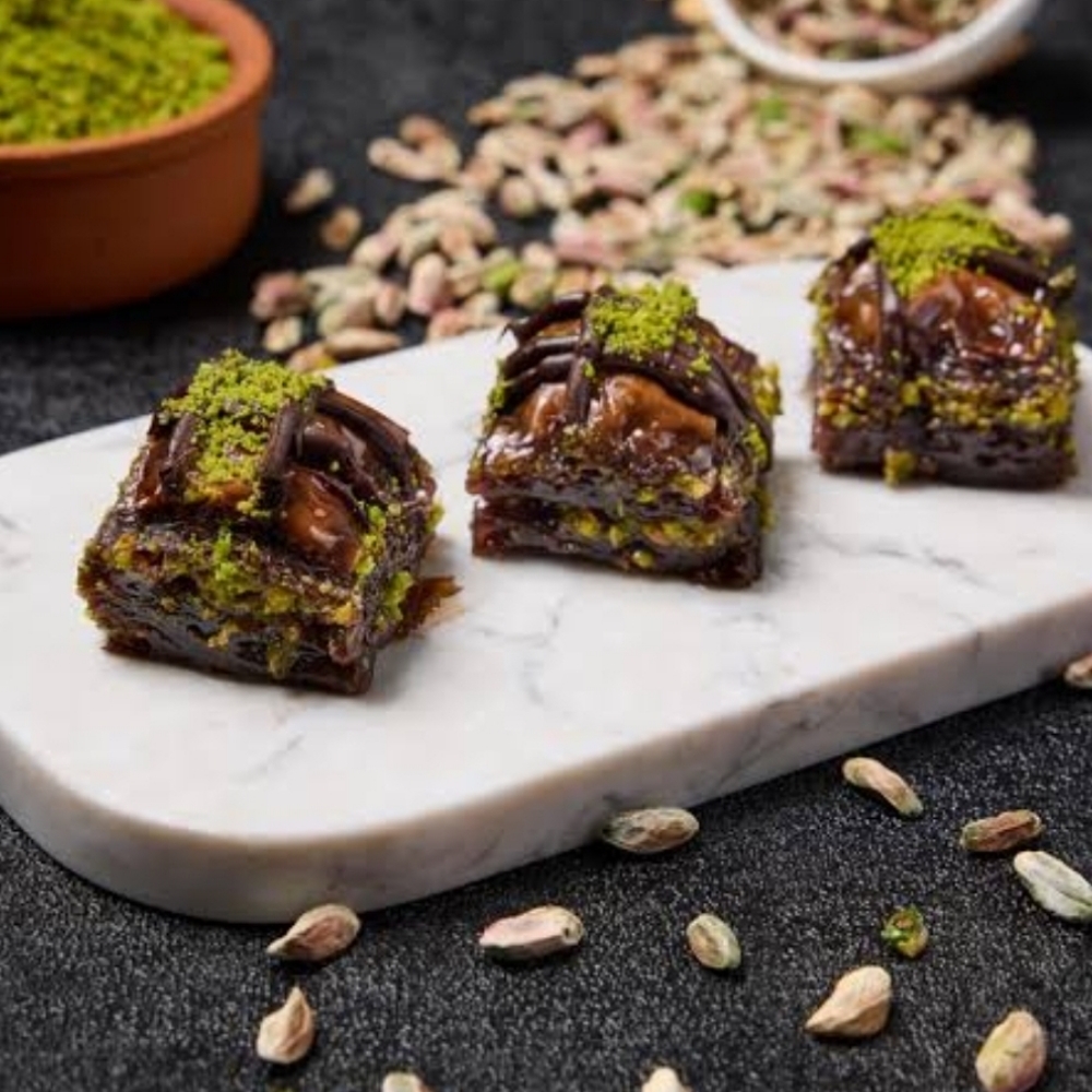 Fıstık Çikolatalı Baklava (1 kg)