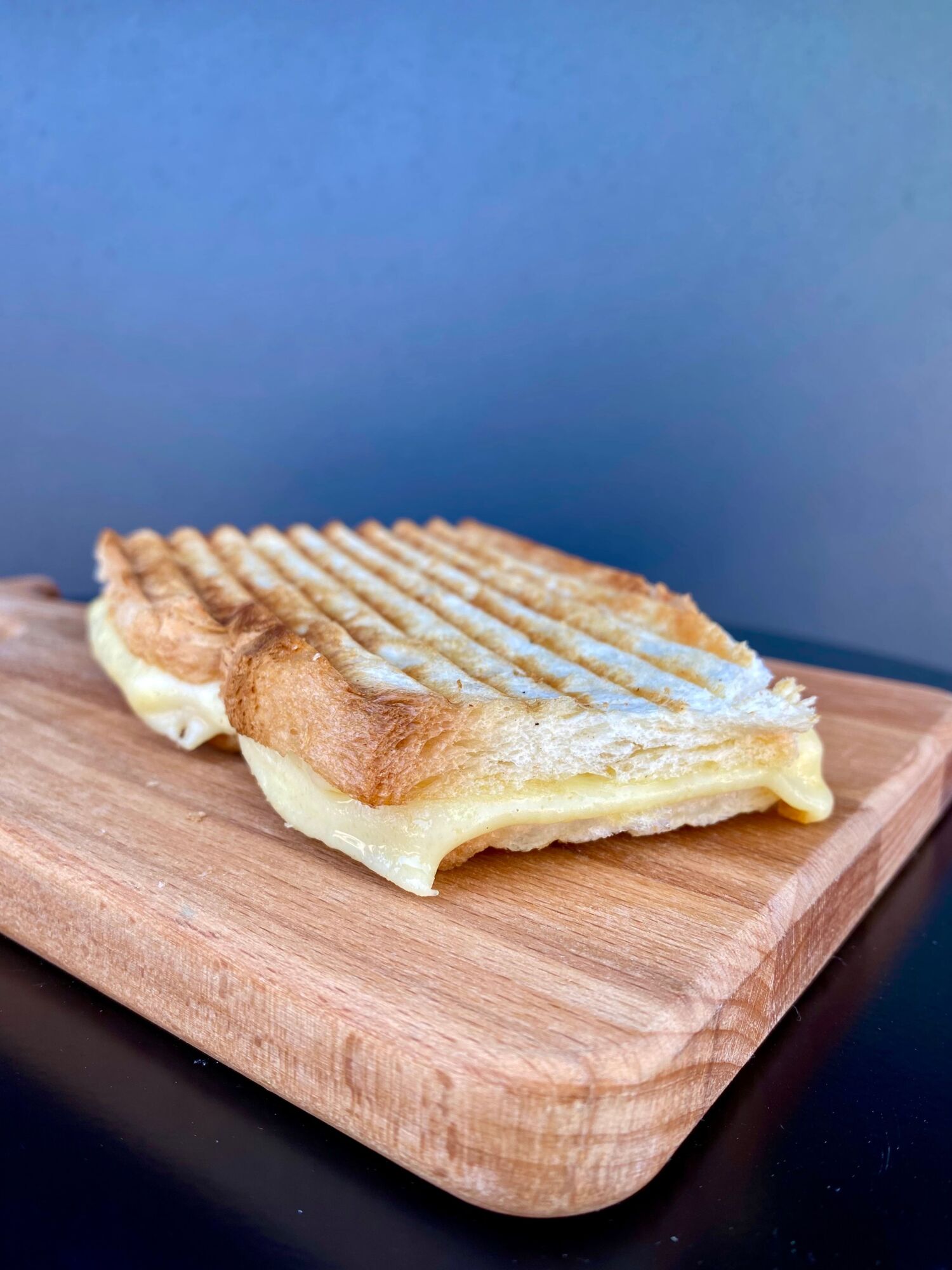 Çift Kaşarlı Tost