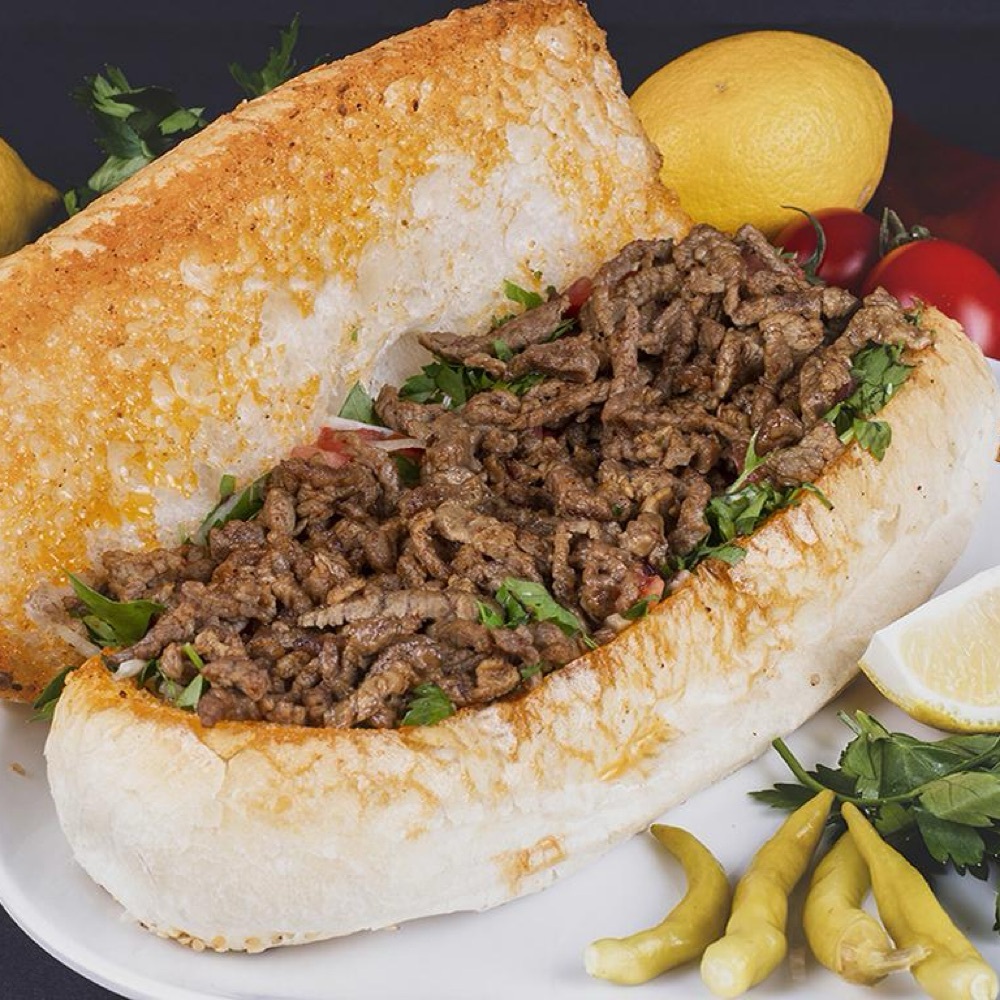 Yarım Ekmek Arası Et Tantuni