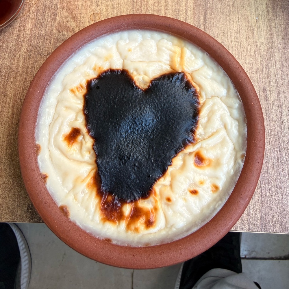 Hamsiköy Sütlaç