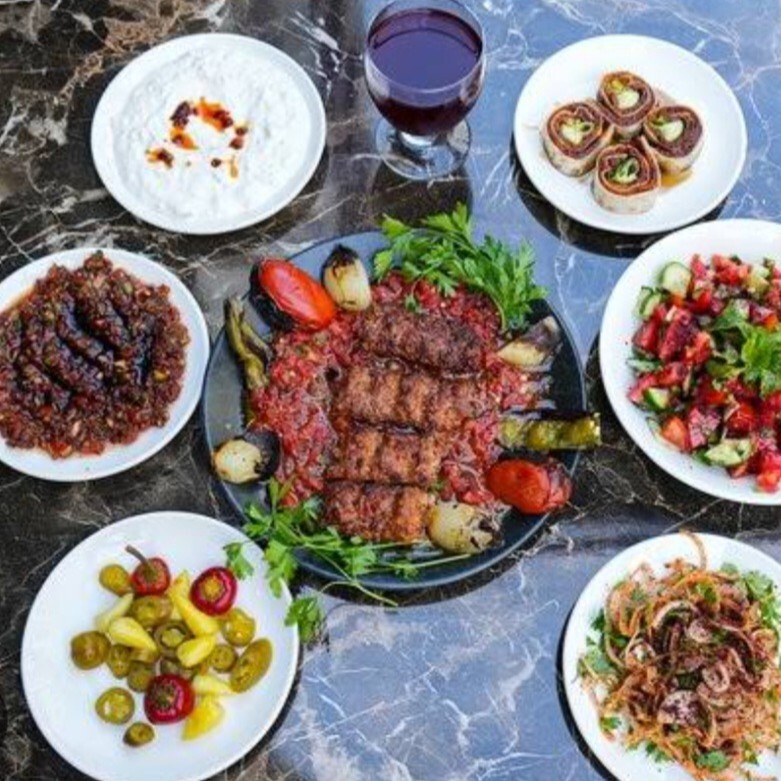 Altı ezmeli Kebap Special Luxury Altı Ezmeli Kebap Özel Kebap Sofram Özel
