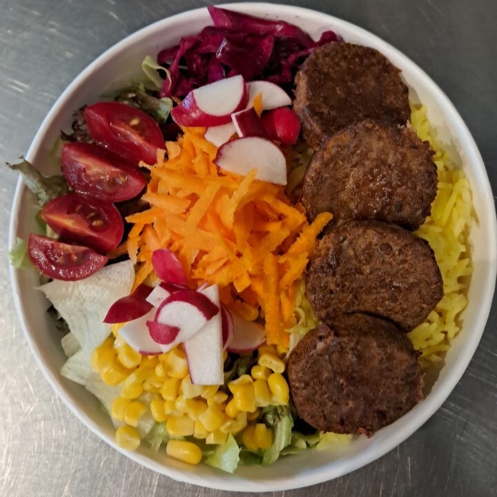 Vegan Köfte Bowl 3 Adet (150 gr) köfte Yanında çorba ikramımızdır