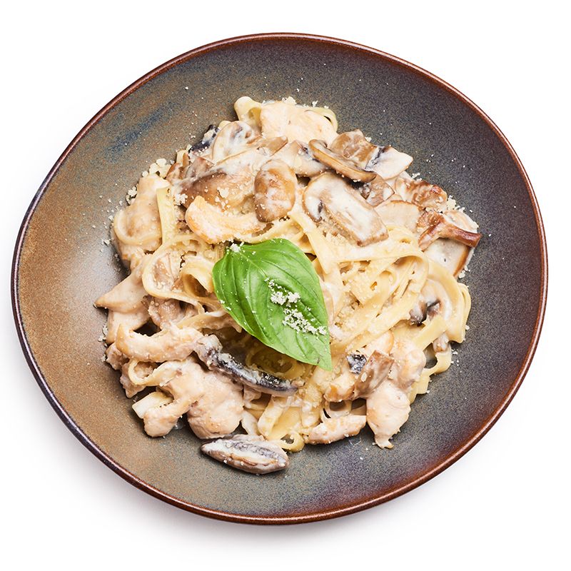 Tavuklu Mantarlı Fettuccine