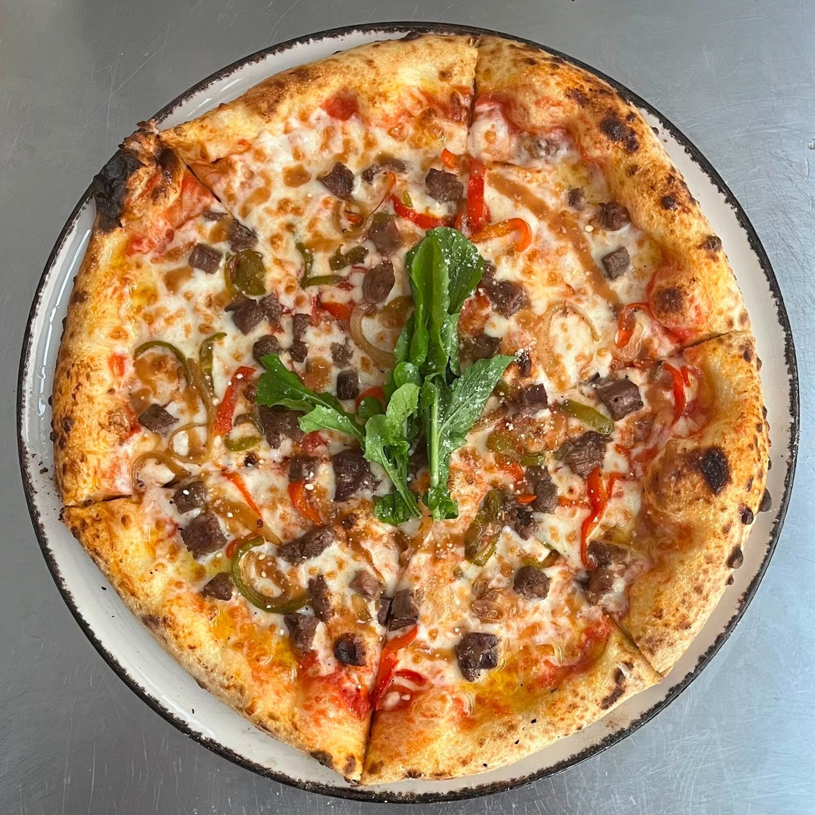 Kavurmalı Pizza