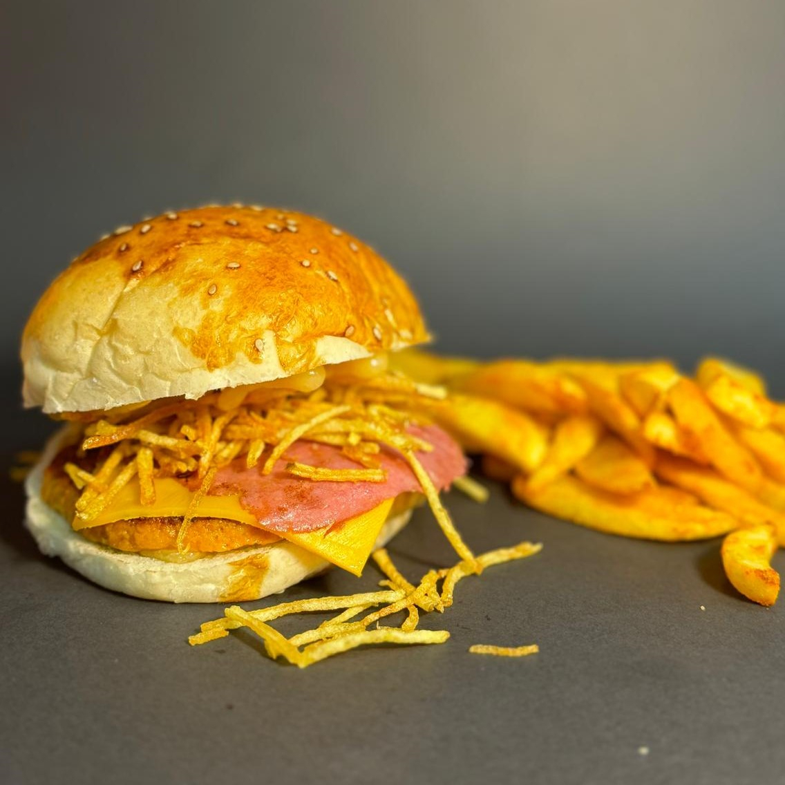 Fümeli Chicken Burger Menü
