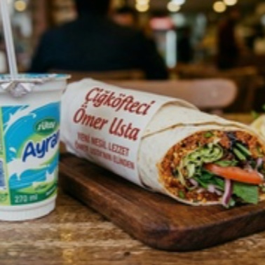 Çiğ Köfte Dürüm + Ayran