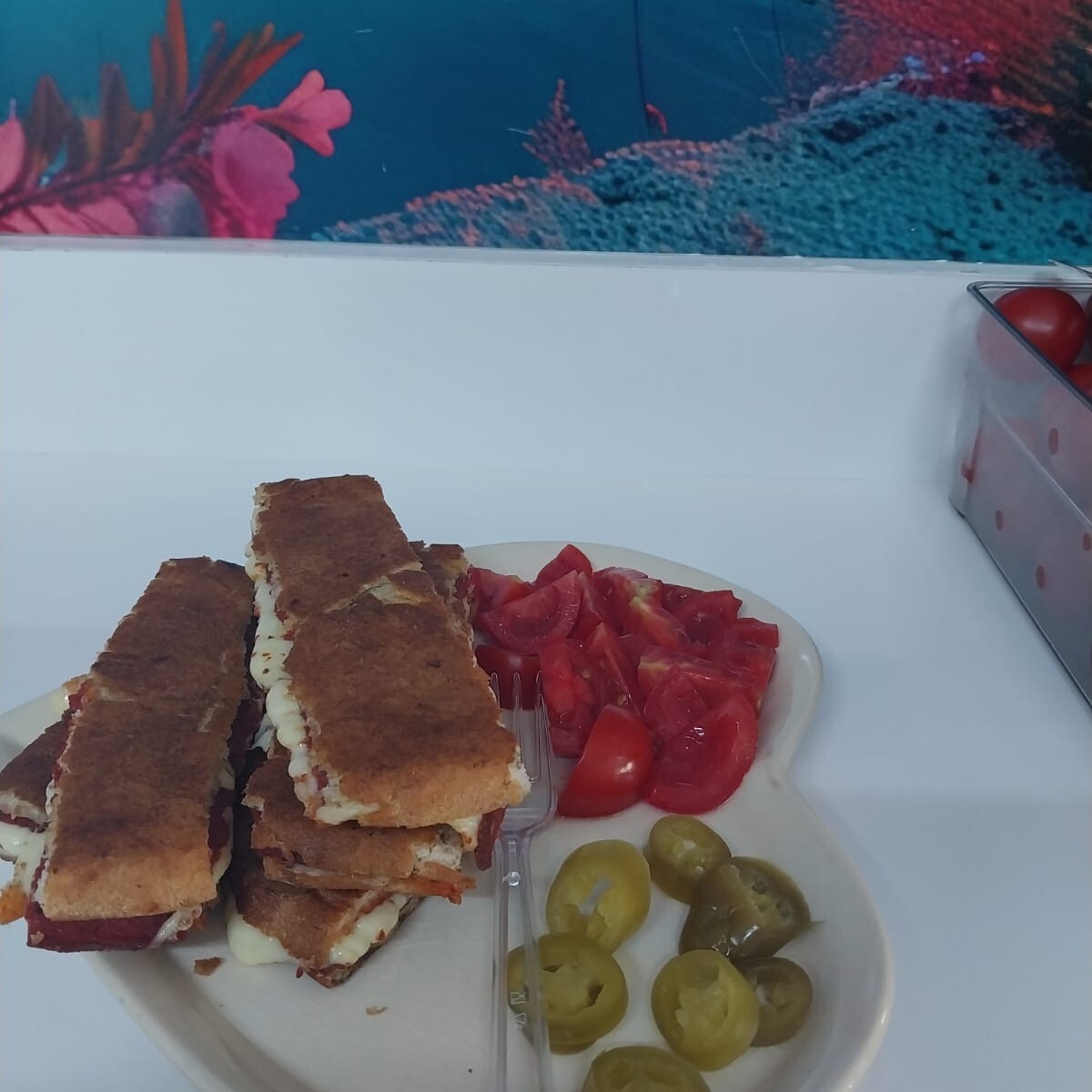 Sucuklu Kaşarlı Tost