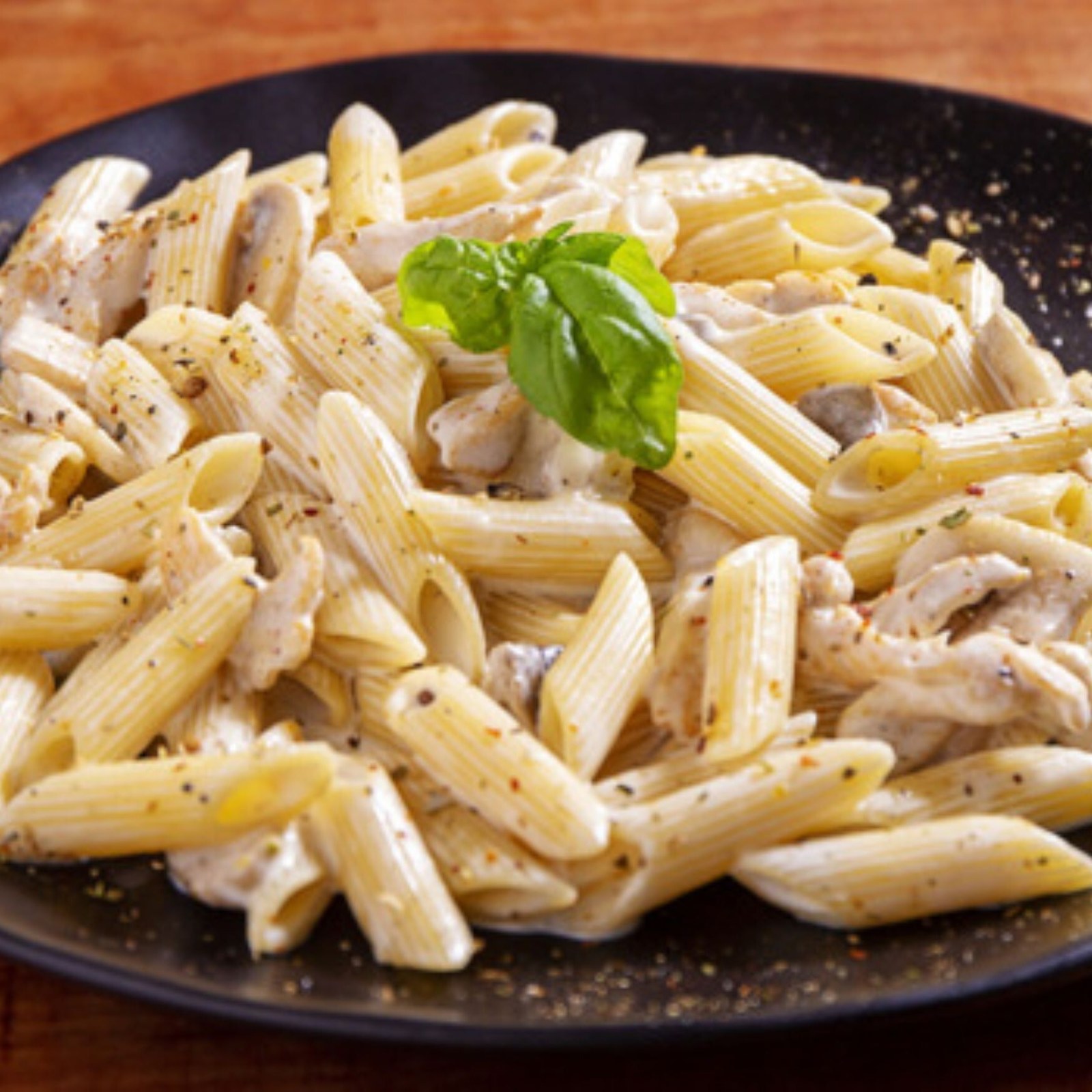 Kremalı Mantarlı Penne
