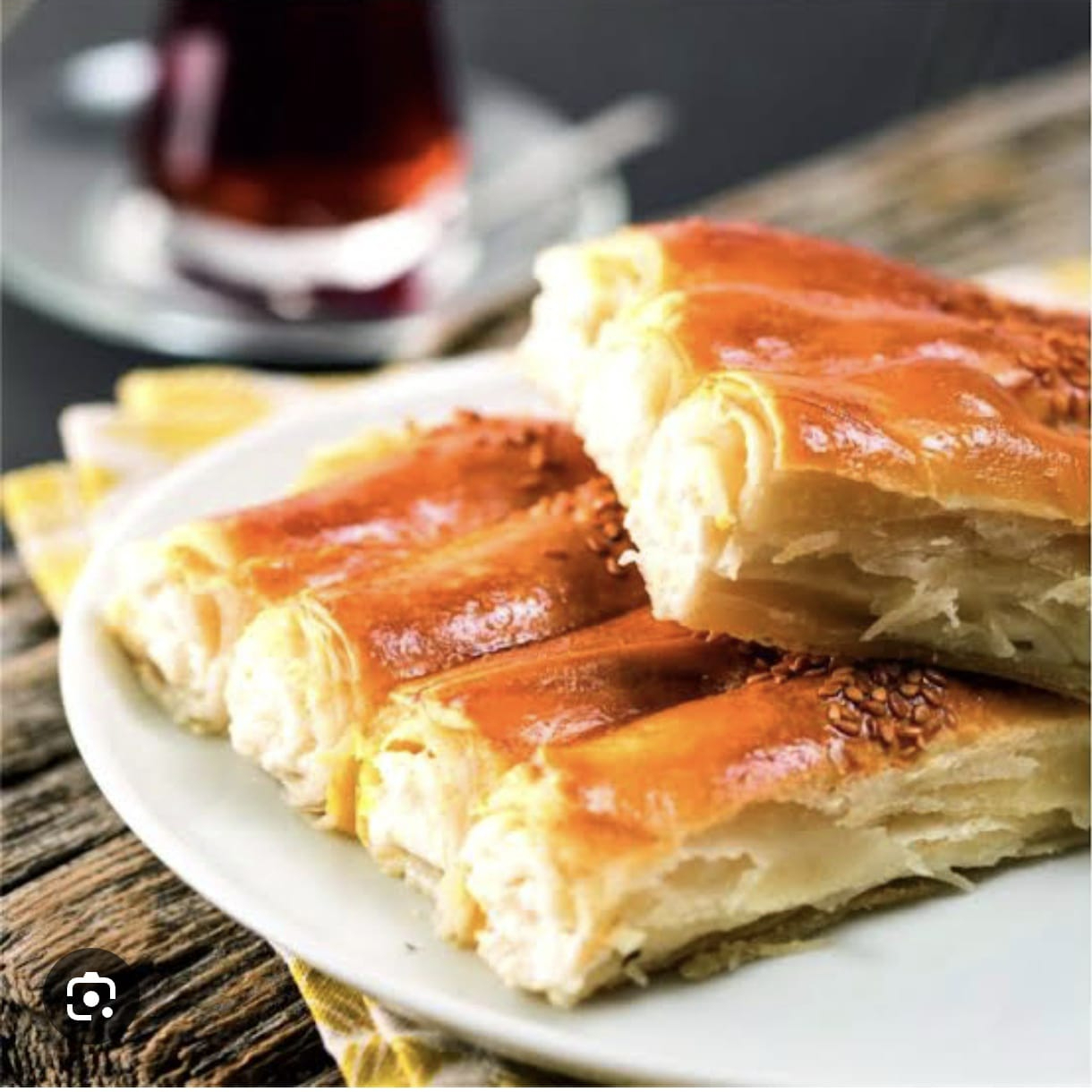 Peynirli Kol Böreği 1 Tepsi (2 kg)