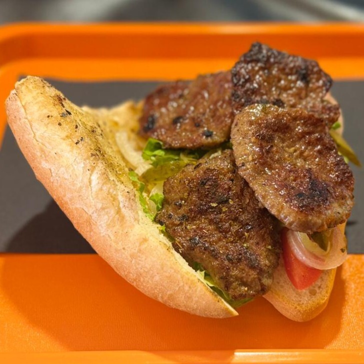 Yarım Ekmek Kasap Köfte