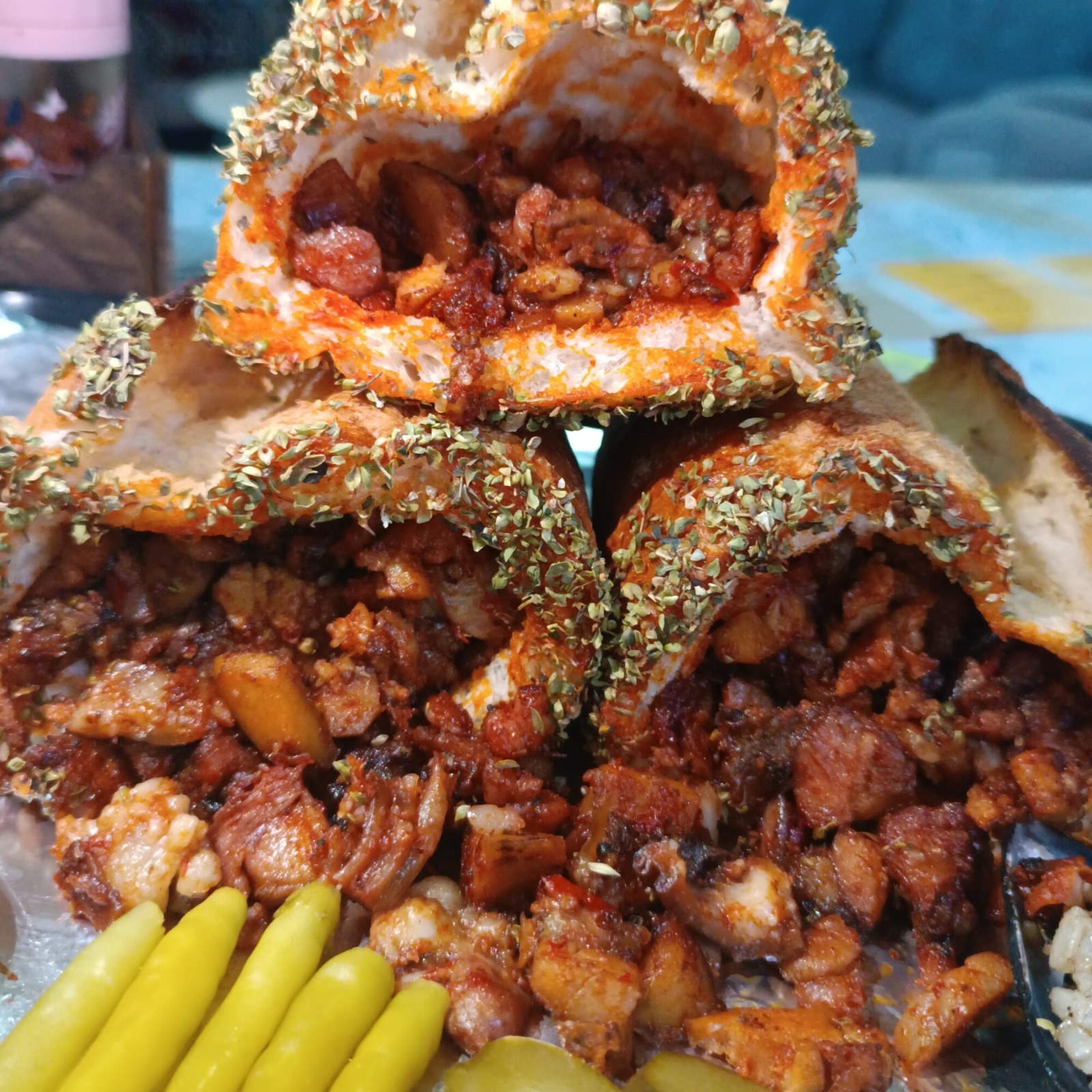 Sebzeli Kokoreç tüm ekmek
