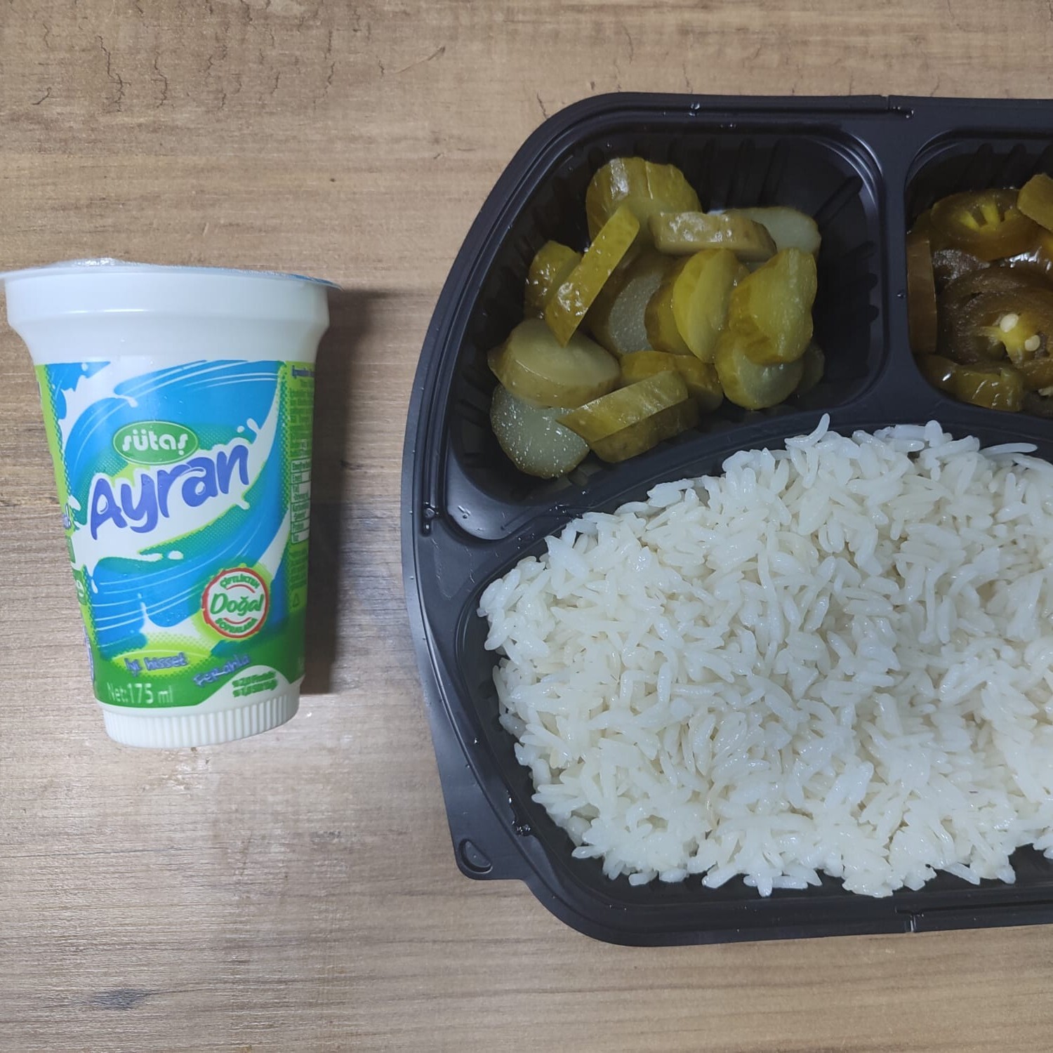 Sade Pirinç Pilavı Menü