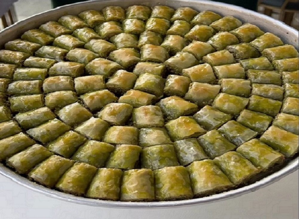 Fıstıklı Özel Baklava (Adet)