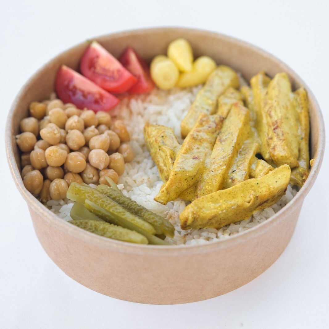 Köri Soslu Tavuklu Pilav Bowl