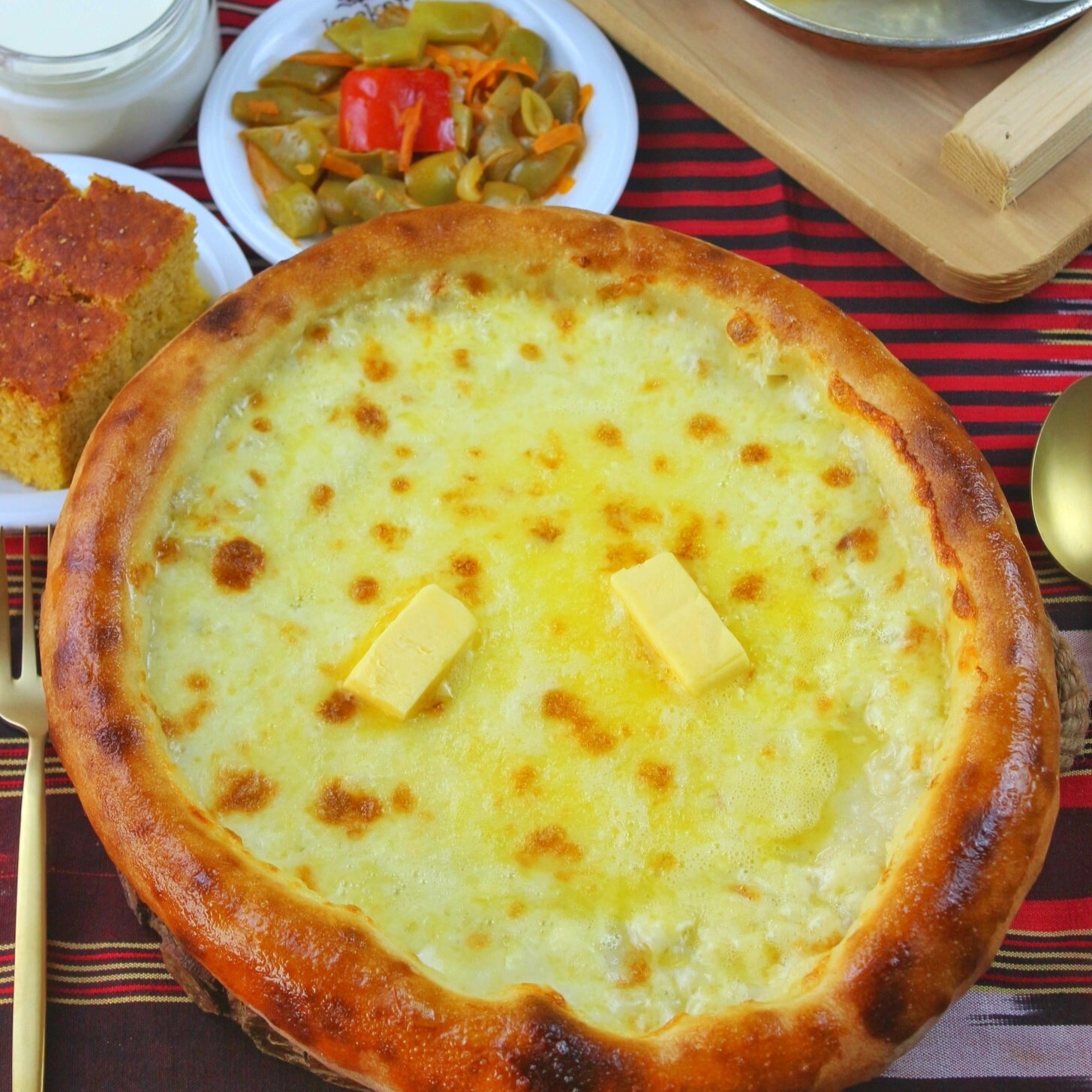 Peynirli Pide (Yuvarlak)