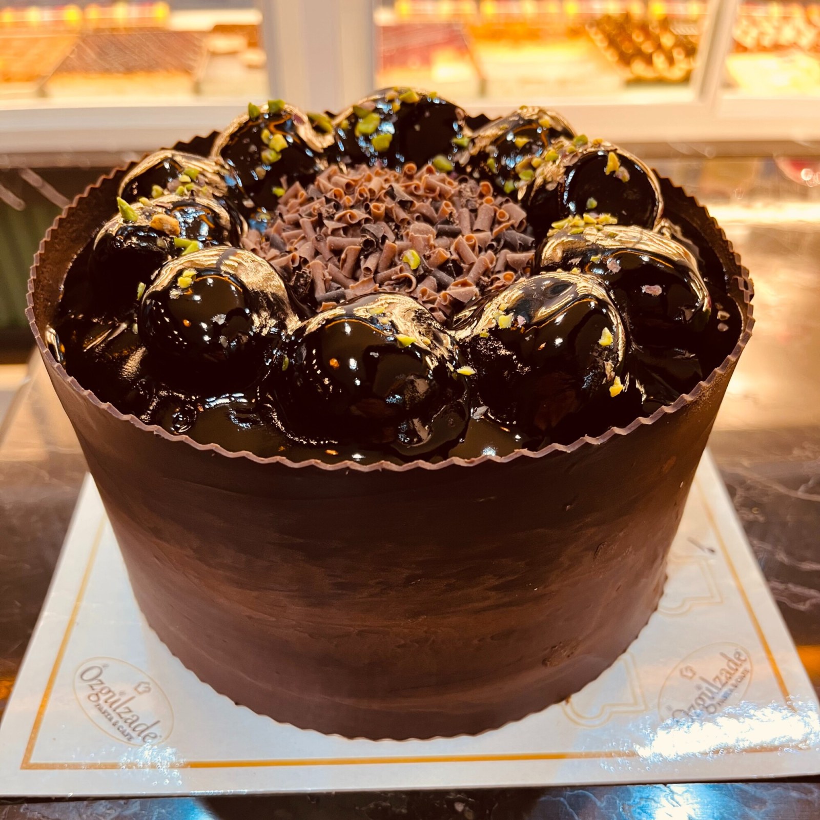 Çikolatalı Profiterollü Turta(Orta) (1n0)