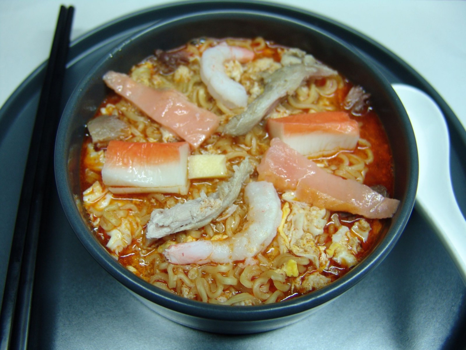 Deniz Mahsullü Noodle Soup