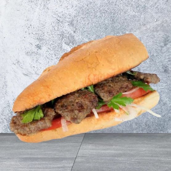 Mega Köfte Ekmek