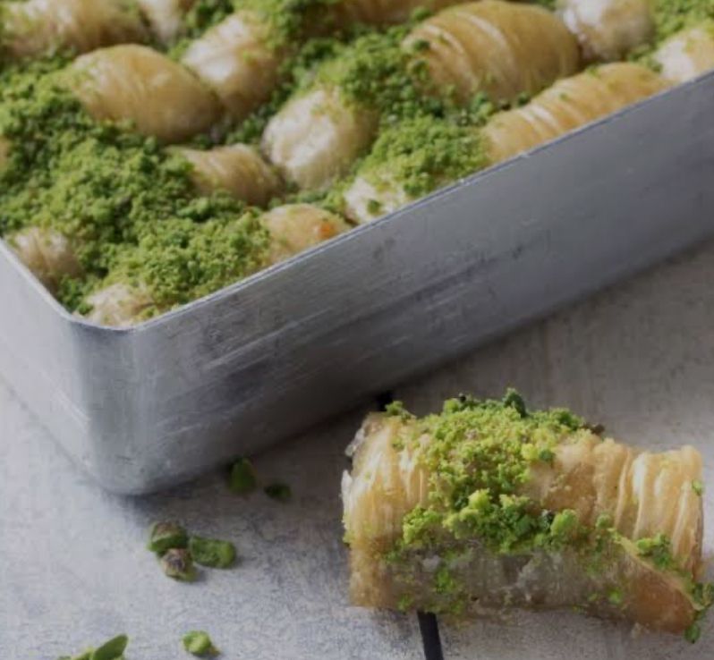 Fıstıklı Sarı Burma (500 gr.)