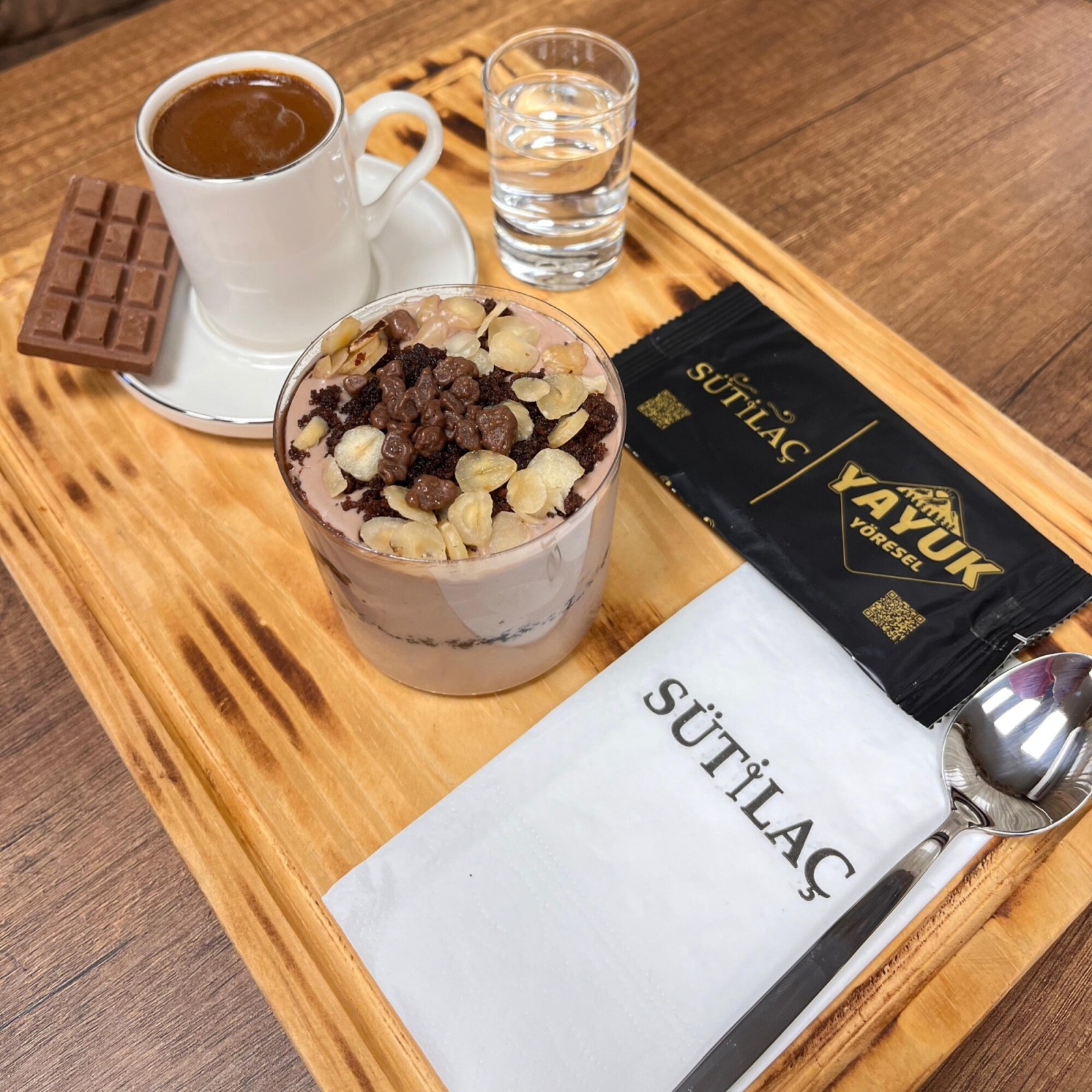Siyah Muhallebi (Fındıklı Çikolatalı) 🍫🌰🍮