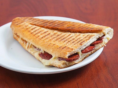 Tost Yarım