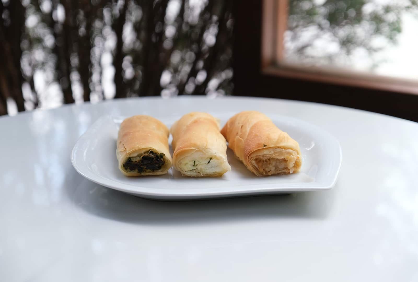 Peynirli El Açması Börek
