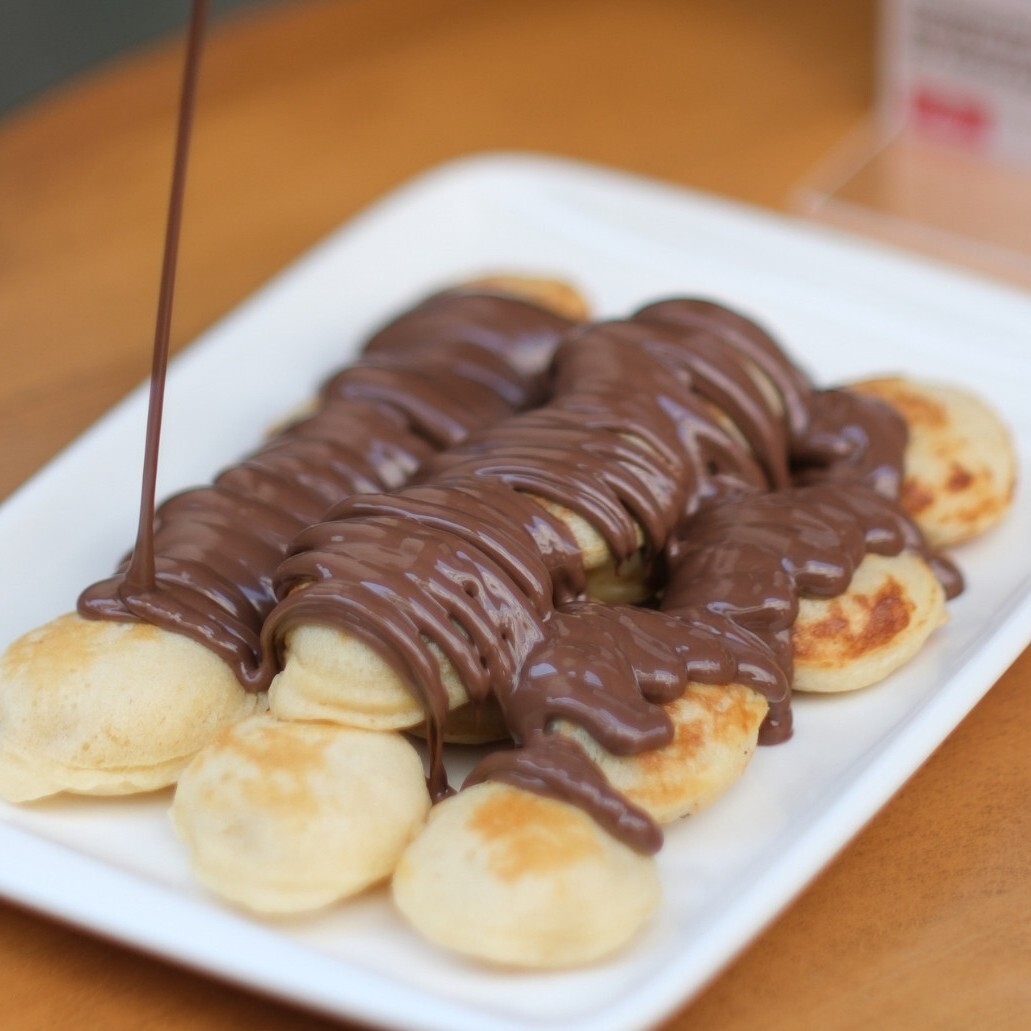 Sütlü Çikolatalı Mini Pancake & (Americano yada Latte)
