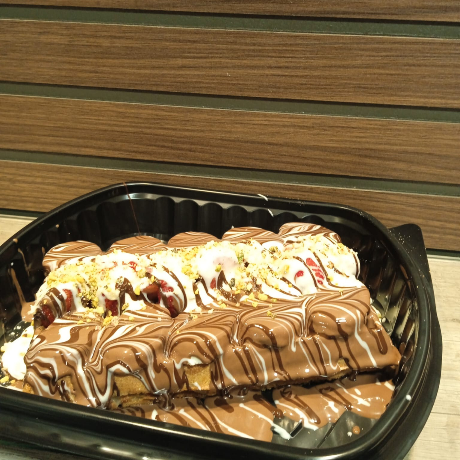 Bruksel Waffle (Antep Fıstığı Aromalı)