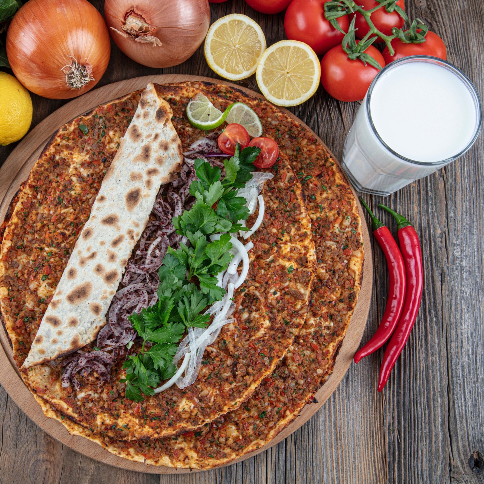 Adana Lahmacun Menü